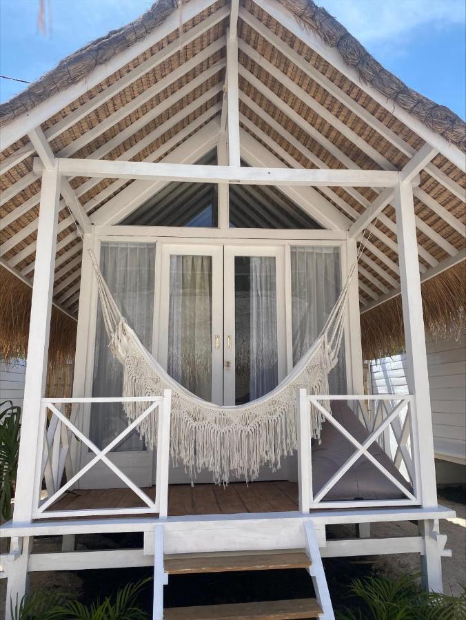 غيلي تراوانغان Love Coconut Bungalows المظهر الخارجي الصورة